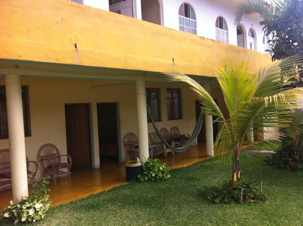 Hotel Paraiso San Pedro La Laguna Buitenkant foto